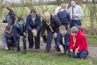 Poppy Planting on the Greenway